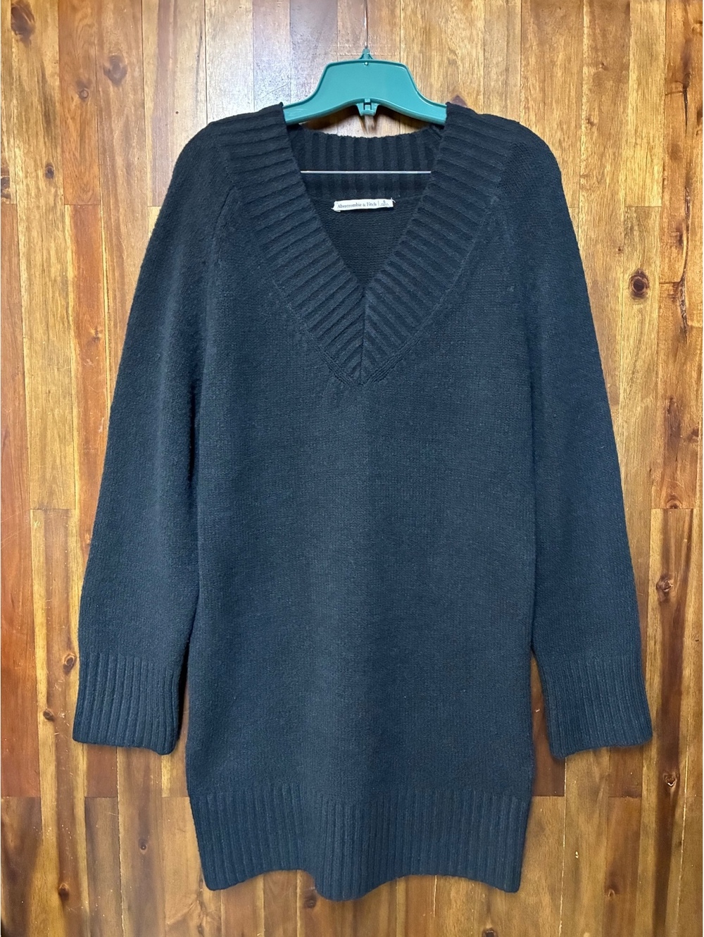 Abercrombie & Fitch Black Tunic Sweater Mini Dress V-Neck Long Sleeve Size S